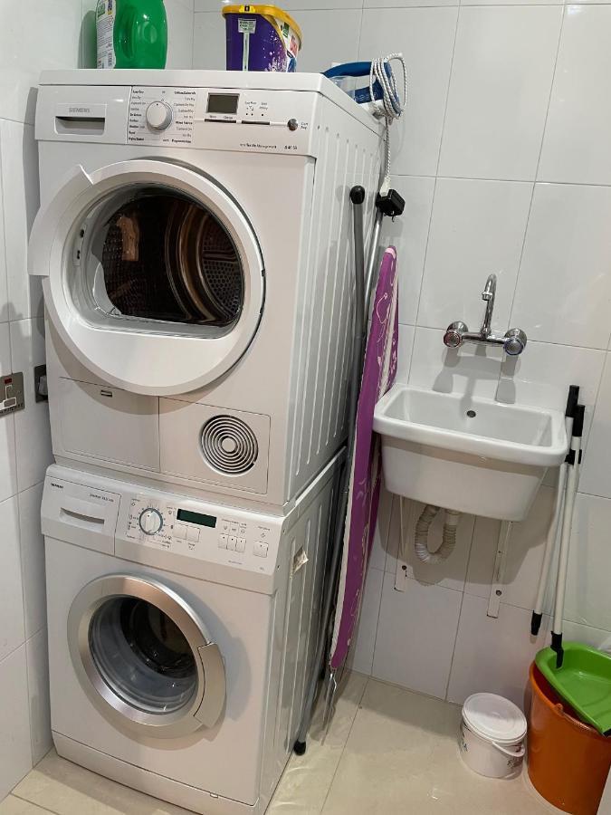 Spacious Luxurious Apartment With Seaview 멜리에하 외부 사진
