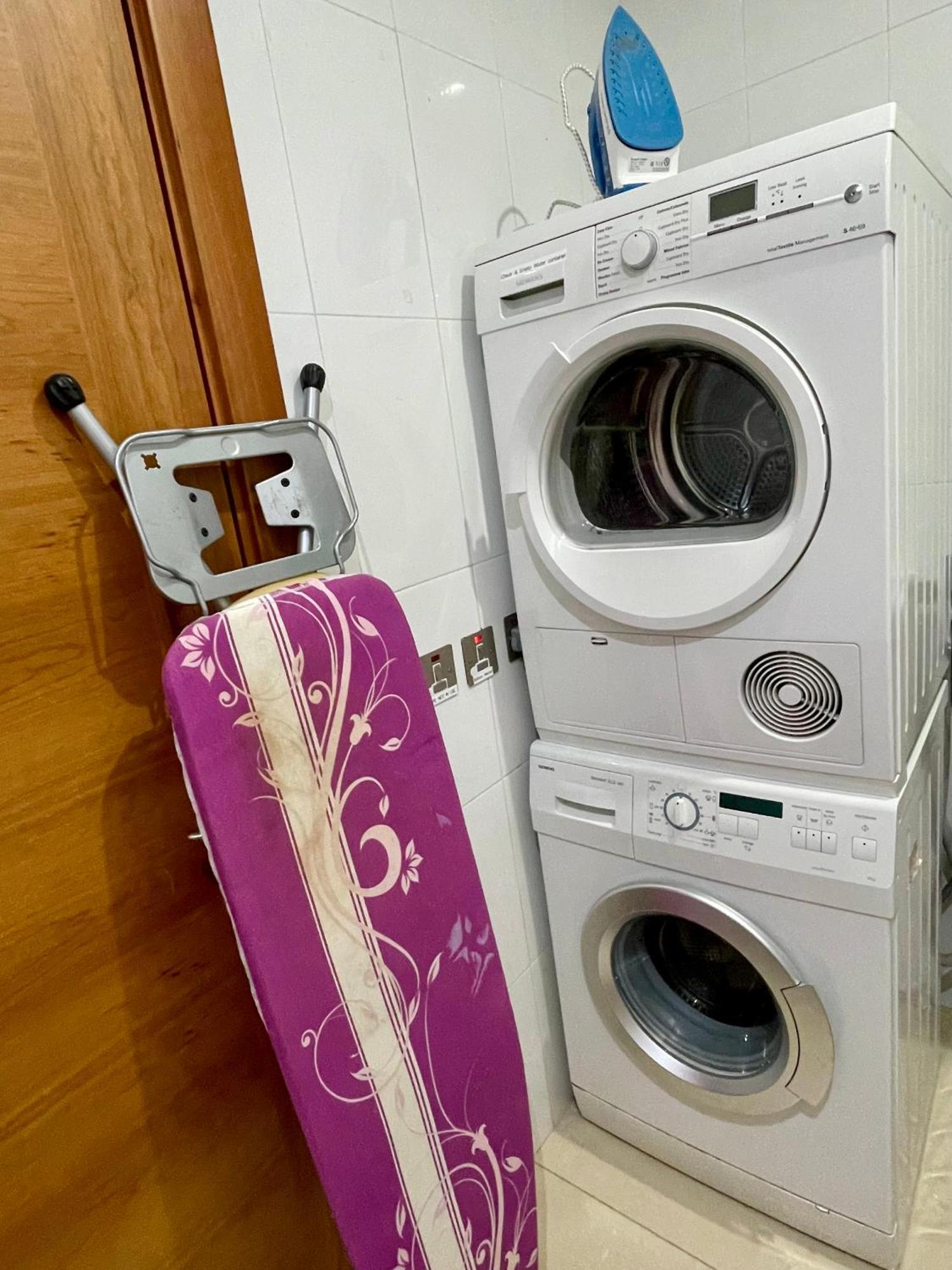 Spacious Luxurious Apartment With Seaview 멜리에하 외부 사진